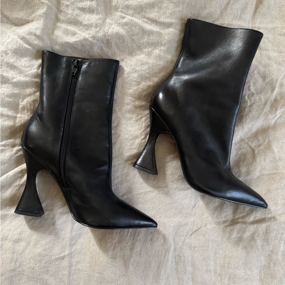 Steve Madden black leather boots - Picture 1 of 6